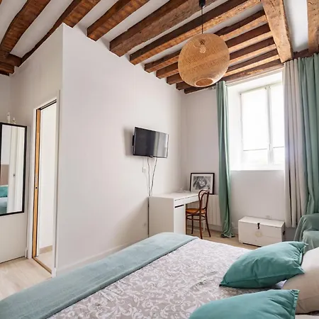 Le Clos De La Tour Arsy