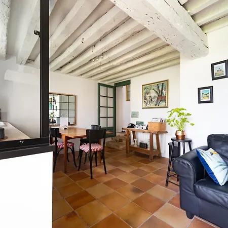 Couette-café Le Clos De La Tour 3*